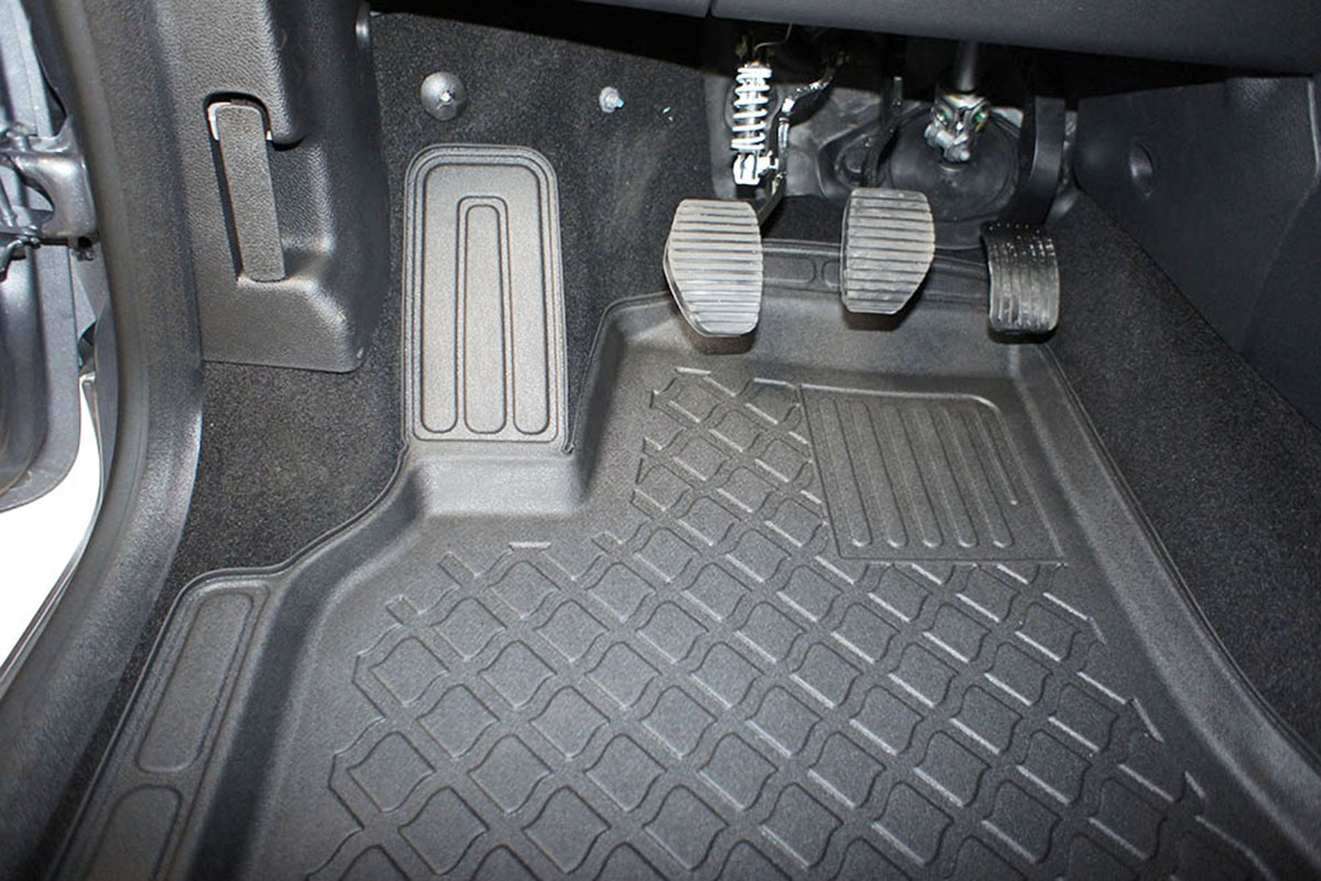 Ofuky Audi  A3 Sportback 5D 04R (+zadní)