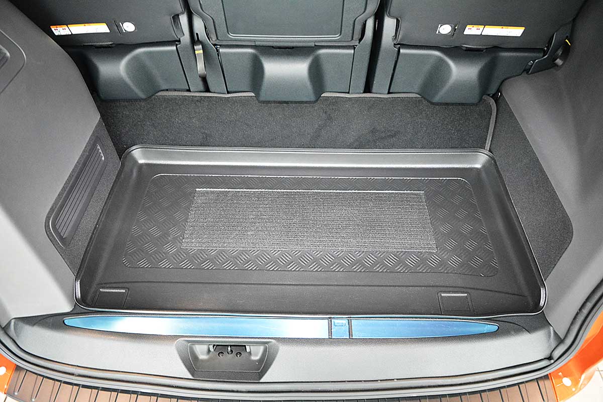 Ford Tourneo Custom 5D L1 18R facelift za 3.řad.