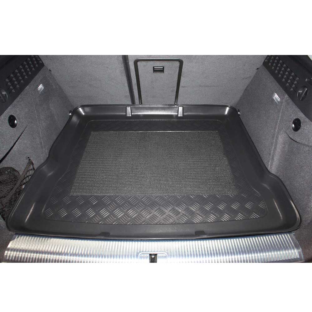 Audi Q3 a Quattro suv 5D 11R s dojezd. kolem