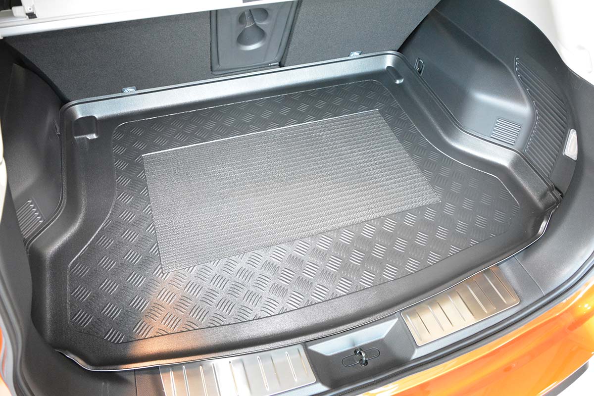 Nissan X Trail 5D 17R 5míst horní kufr