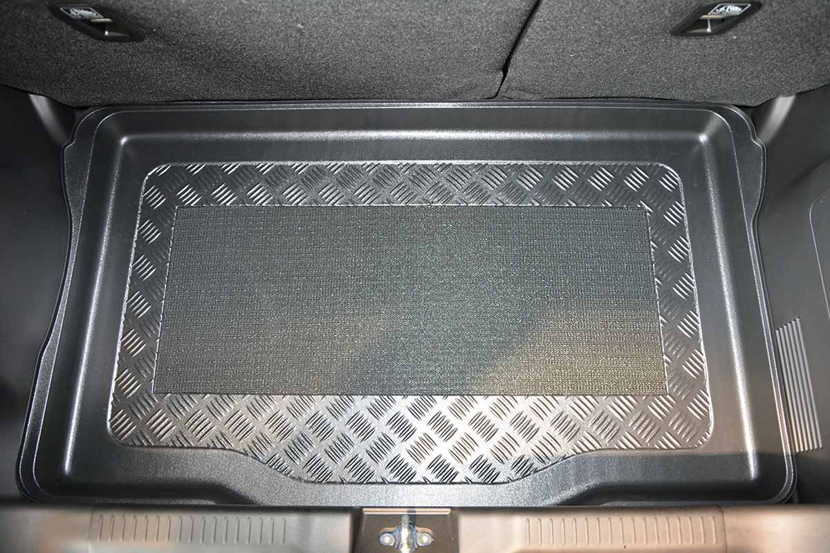 Suzuki Swift 5D 17R htb