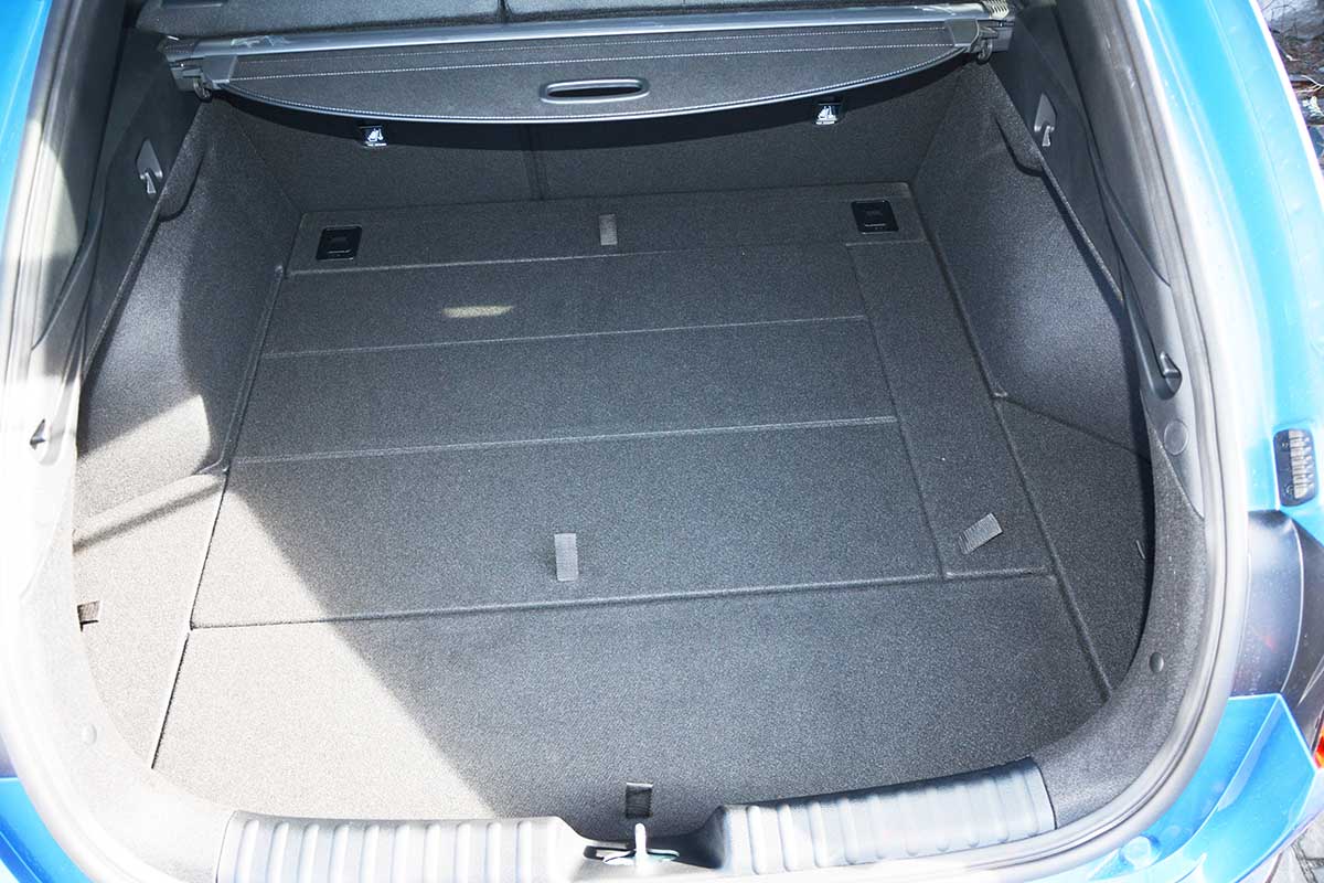 Kia ProCeed 18R Shooting Brake