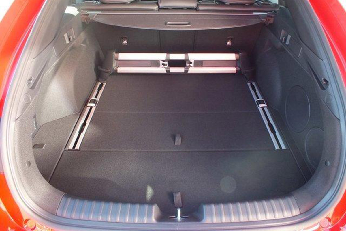 Kia ProCeed 18R Shooting Brake