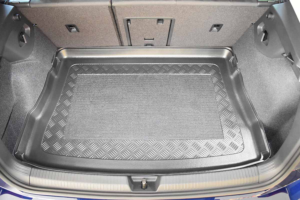 Vana do kufru  VW Golf VIII 19- 3/dveř horní kufr