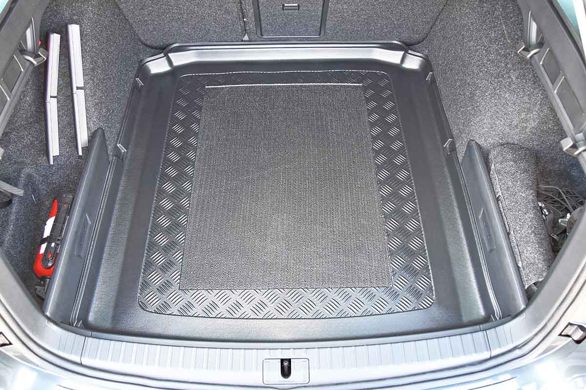 Škoda Octavia IV 5D 20R combi dolní kufr